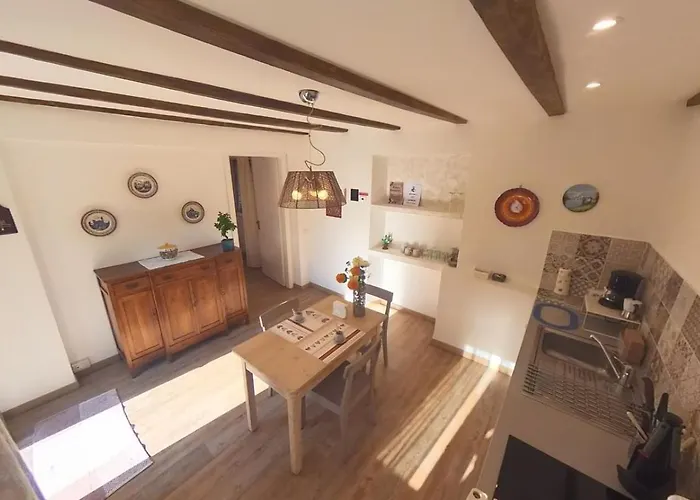 Apartament Giardino Del Bosso - Wood Germignaga